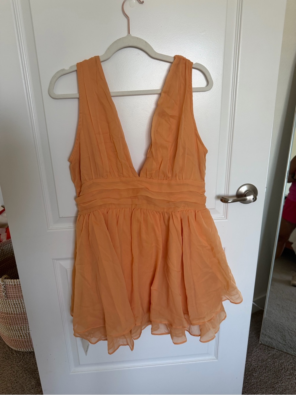 Abercrombie & Fitch Orange V-Neck Sleeveless Chiffon Peplum Top